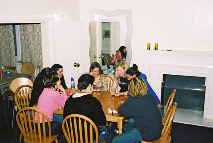 Playing the dreidel game