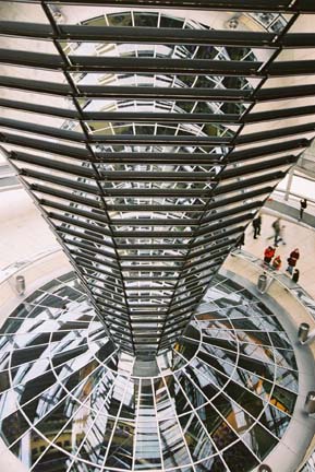 Column of mirrors